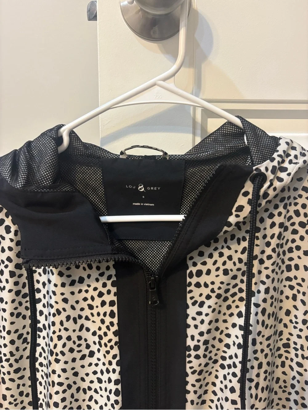 Lo & Grey Black Speckled Hooded Zip Jacket